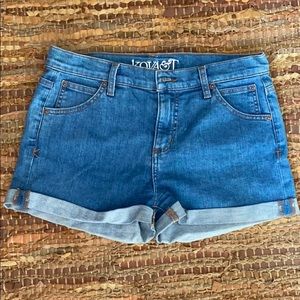 Size 8 jean shorts rolled hem